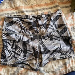 Fleo high rise shorts